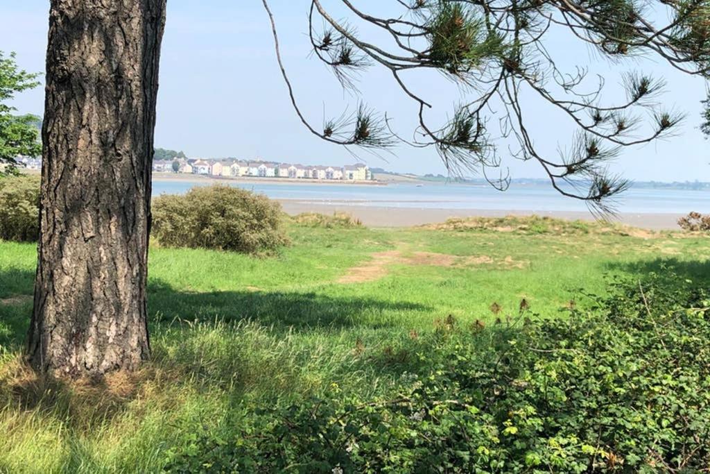 Oyster Bay Holiday Apartment Dundrum Bagian luar foto