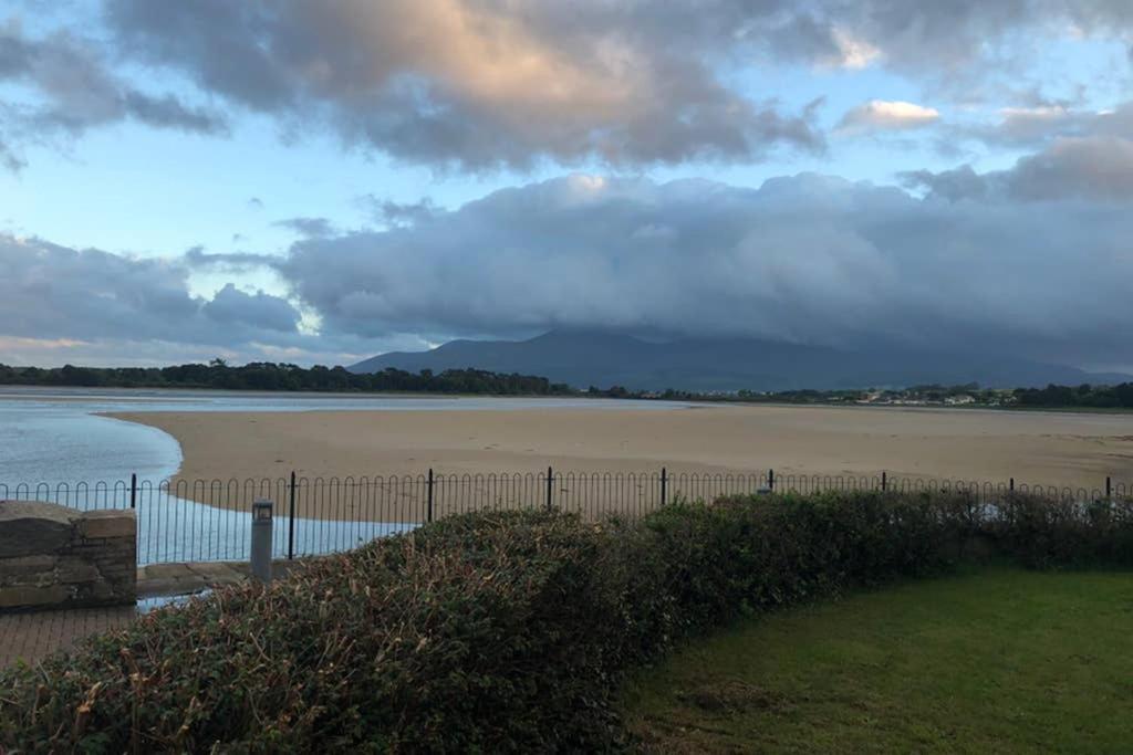 Oyster Bay Holiday Apartment Dundrum Bagian luar foto
